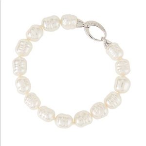 Majorica 8mm pearl bracelet
